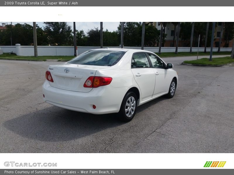Super White / Ash 2009 Toyota Corolla LE