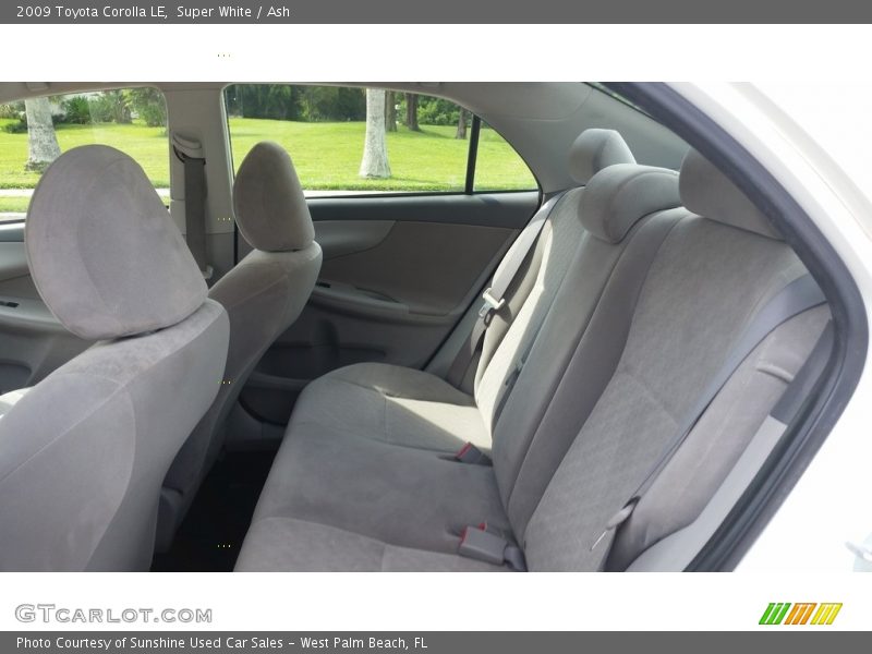 Super White / Ash 2009 Toyota Corolla LE