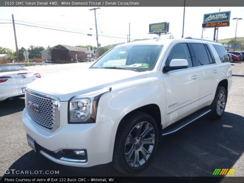 White Diamond Tricoat / Denali Cocoa/Shale 2015 GMC Yukon Denali 4WD