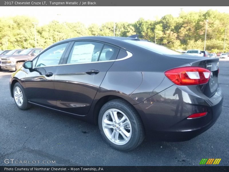 Tungsten Metallic / Jet Black 2017 Chevrolet Cruze LT