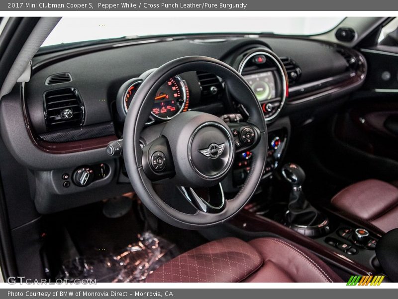 Dashboard of 2017 Clubman Cooper S