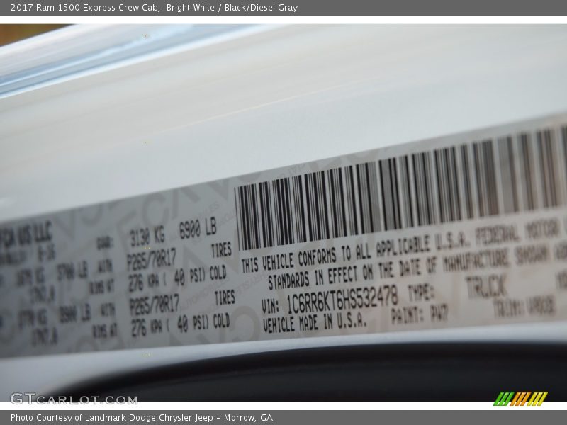 Bright White / Black/Diesel Gray 2017 Ram 1500 Express Crew Cab