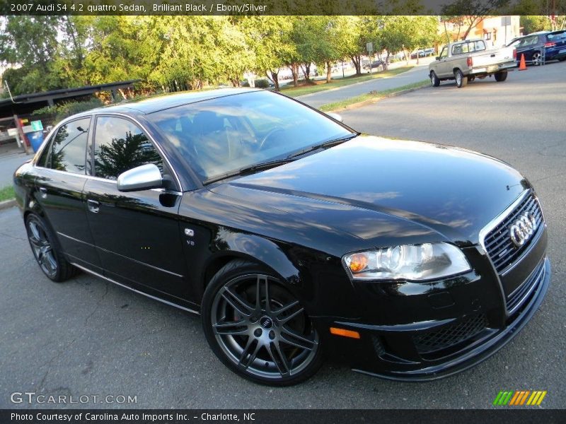 Front 3/4 View of 2007 S4 4.2 quattro Sedan