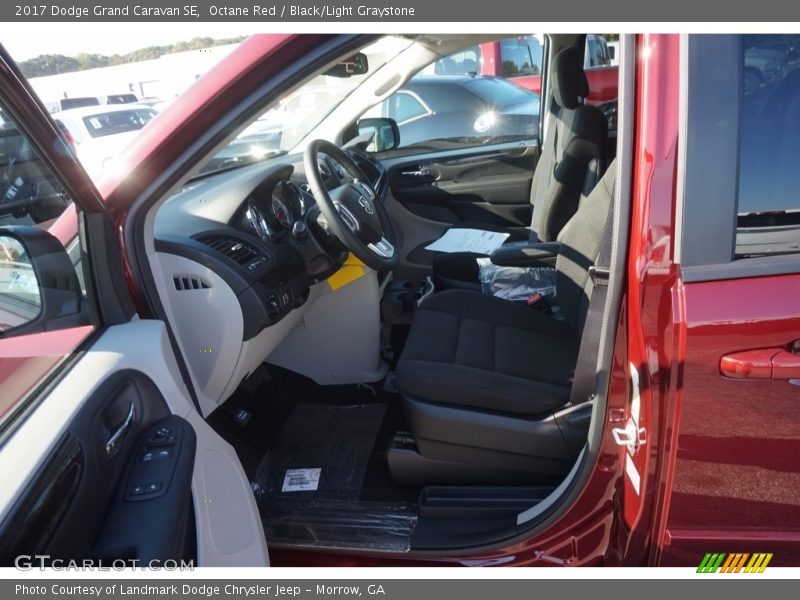 Octane Red / Black/Light Graystone 2017 Dodge Grand Caravan SE