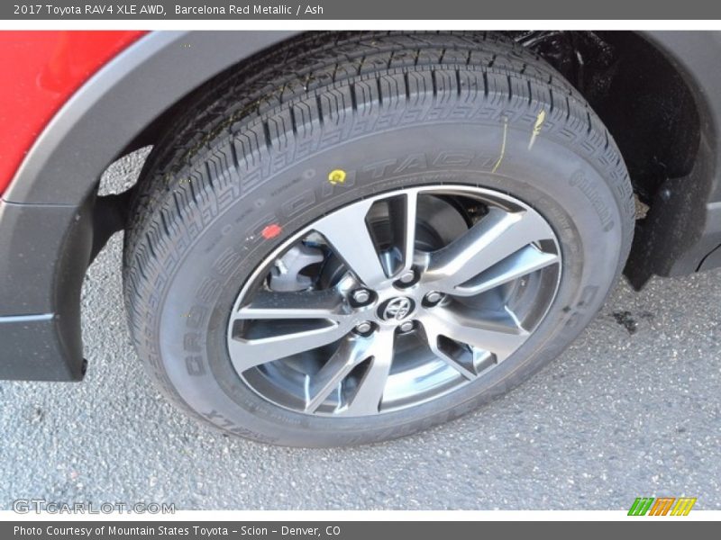  2017 RAV4 XLE AWD Wheel