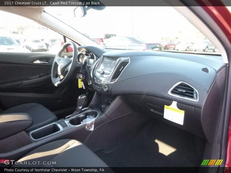 Cajun Red Tintcoat / Jet Black 2017 Chevrolet Cruze LT