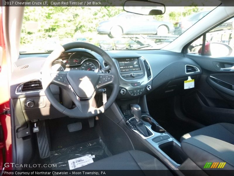 Cajun Red Tintcoat / Jet Black 2017 Chevrolet Cruze LT