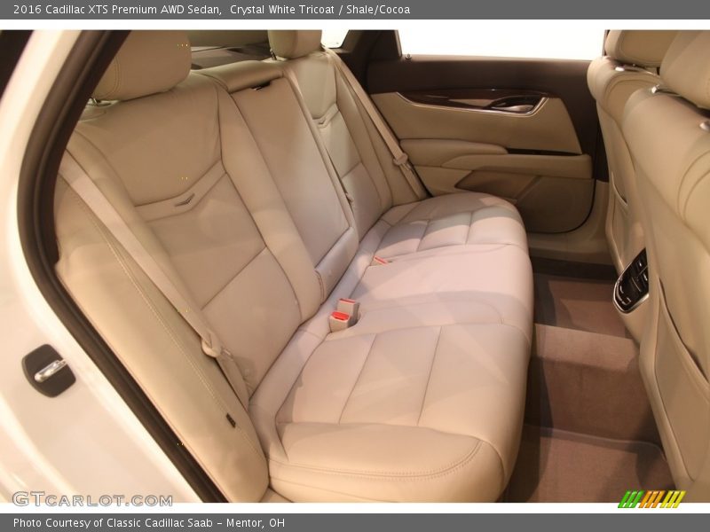 Crystal White Tricoat / Shale/Cocoa 2016 Cadillac XTS Premium AWD Sedan