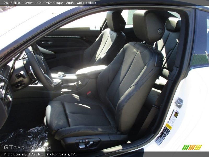 Alpine White / Black 2017 BMW 4 Series 440i xDrive Coupe