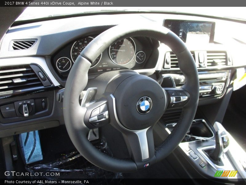 Alpine White / Black 2017 BMW 4 Series 440i xDrive Coupe