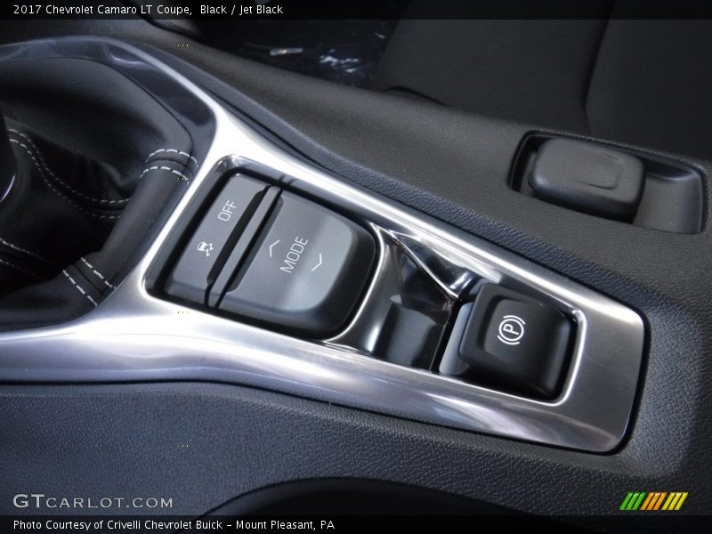 Controls of 2017 Camaro LT Coupe