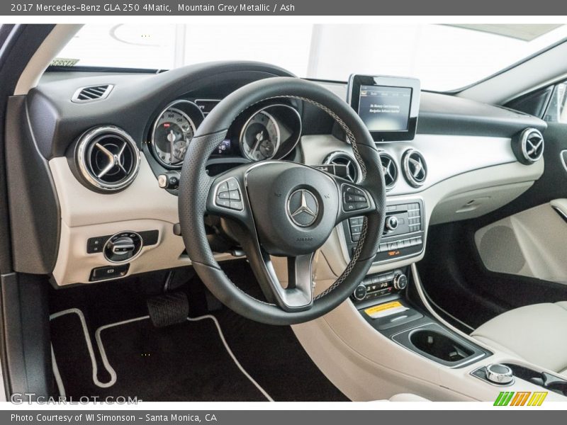 Mountain Grey Metallic / Ash 2017 Mercedes-Benz GLA 250 4Matic