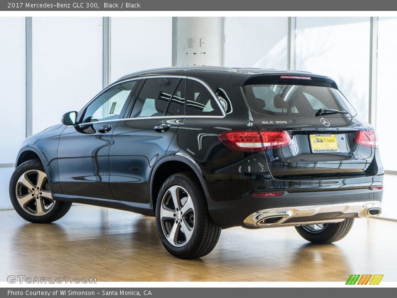 Black / Black 2017 Mercedes-Benz GLC 300