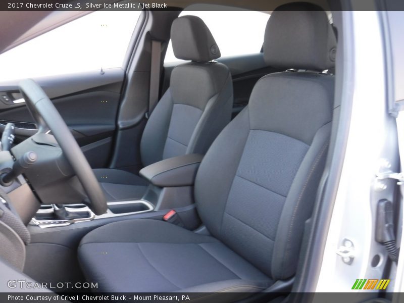 Silver Ice Metallic / Jet Black 2017 Chevrolet Cruze LS