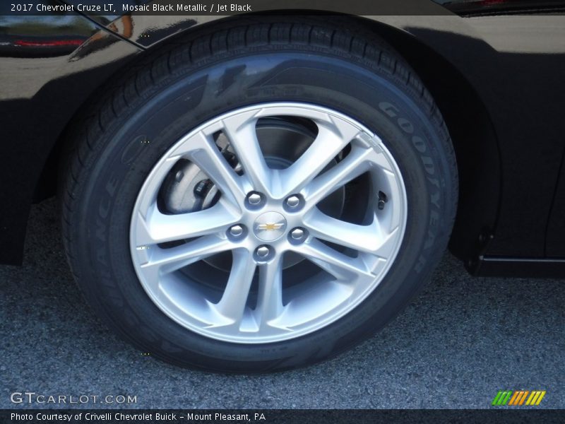 Mosaic Black Metallic / Jet Black 2017 Chevrolet Cruze LT