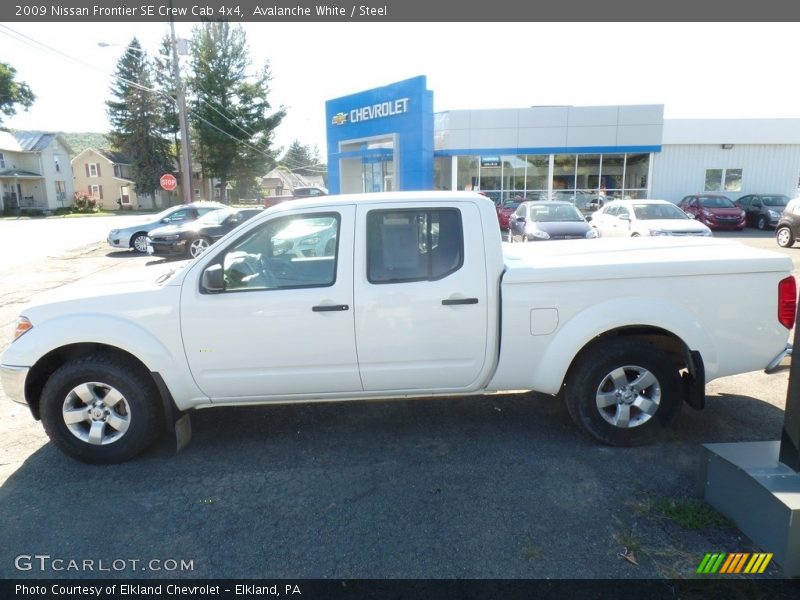 Avalanche White / Steel 2009 Nissan Frontier SE Crew Cab 4x4