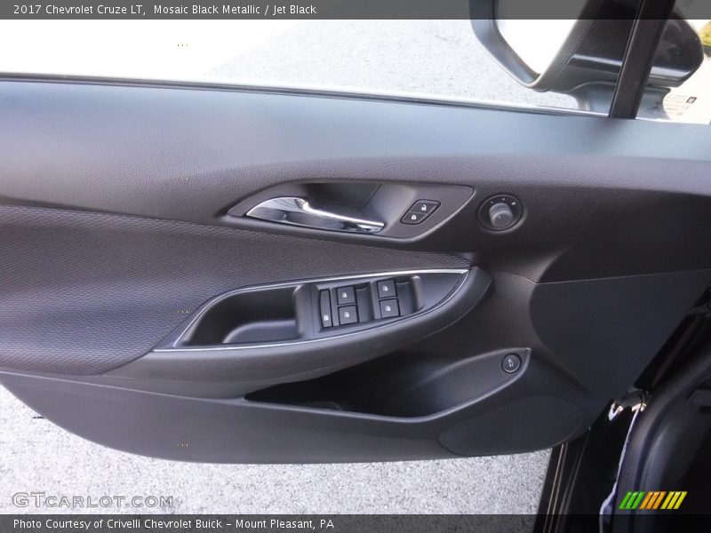 Mosaic Black Metallic / Jet Black 2017 Chevrolet Cruze LT