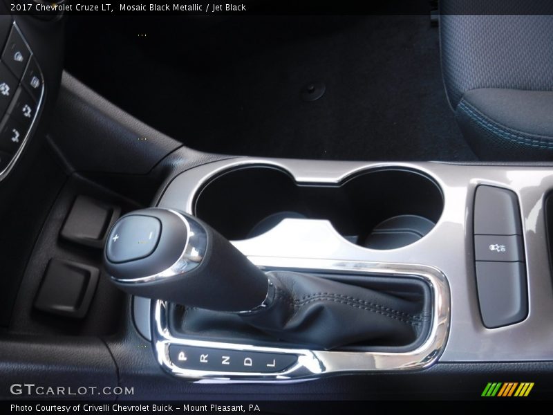 Mosaic Black Metallic / Jet Black 2017 Chevrolet Cruze LT