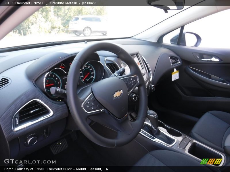 Graphite Metallic / Jet Black 2017 Chevrolet Cruze LT