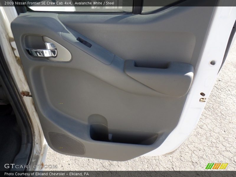 Avalanche White / Steel 2009 Nissan Frontier SE Crew Cab 4x4