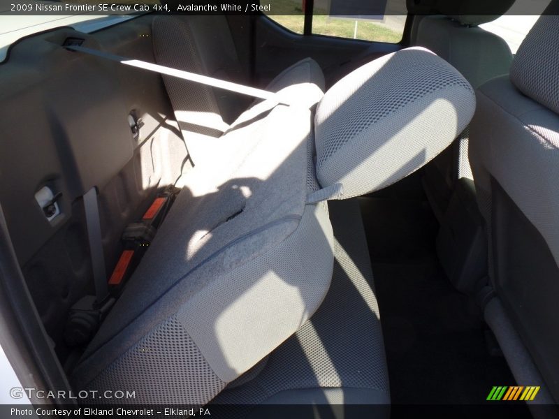 Avalanche White / Steel 2009 Nissan Frontier SE Crew Cab 4x4
