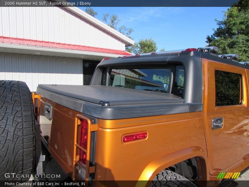 Fusion Orange / Ebony 2006 Hummer H2 SUT