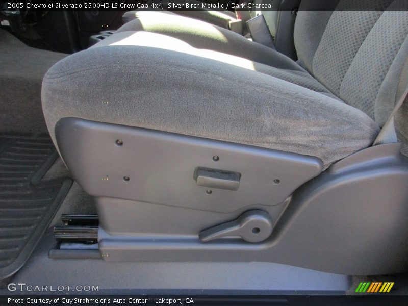 Silver Birch Metallic / Dark Charcoal 2005 Chevrolet Silverado 2500HD LS Crew Cab 4x4
