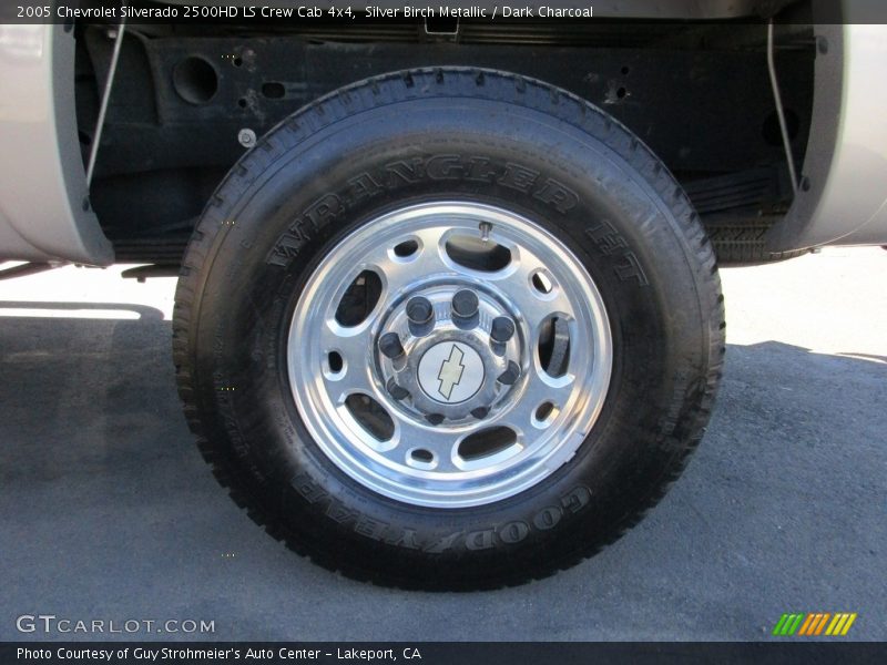 Silver Birch Metallic / Dark Charcoal 2005 Chevrolet Silverado 2500HD LS Crew Cab 4x4