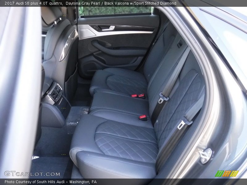 Rear Seat of 2017 S8 plus 4.0T quattro