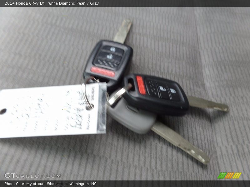 White Diamond Pearl / Gray 2014 Honda CR-V LX