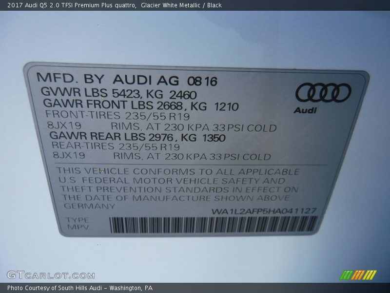 Glacier White Metallic / Black 2017 Audi Q5 2.0 TFSI Premium Plus quattro