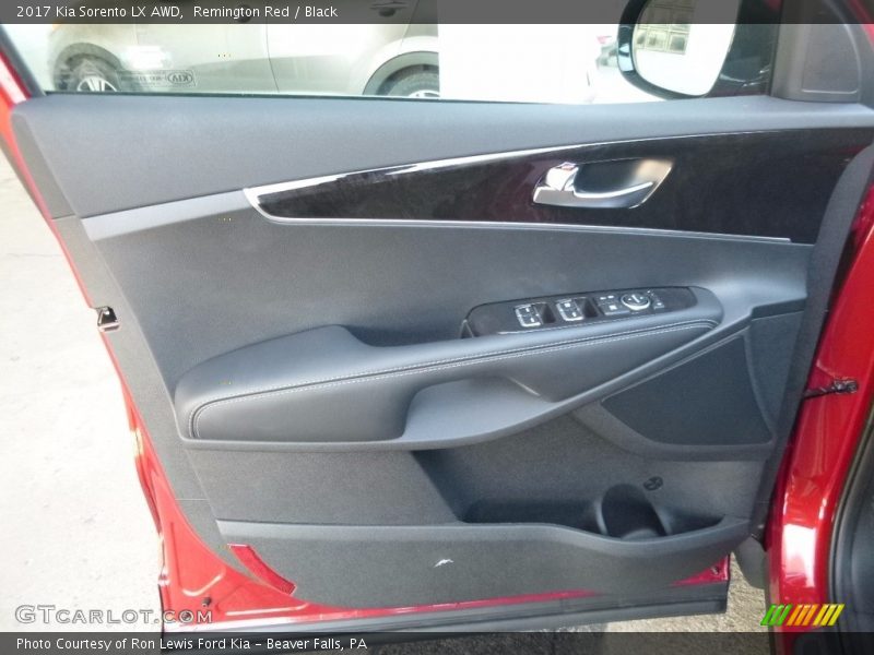 Door Panel of 2017 Sorento LX AWD