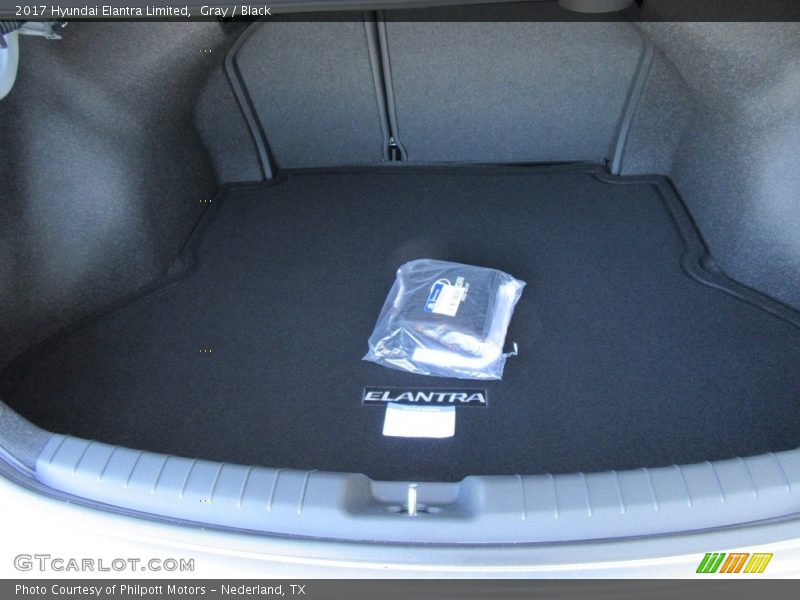 Gray / Black 2017 Hyundai Elantra Limited