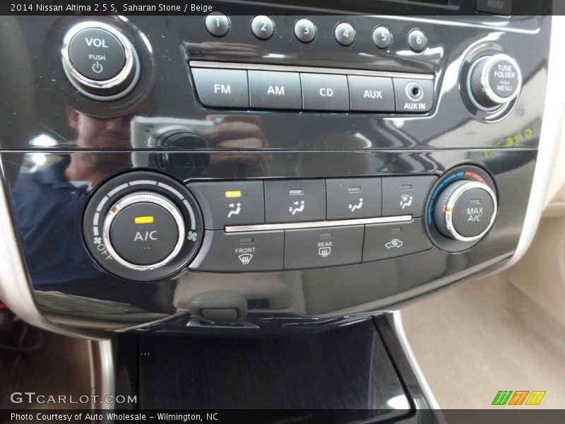 Saharan Stone / Beige 2014 Nissan Altima 2.5 S