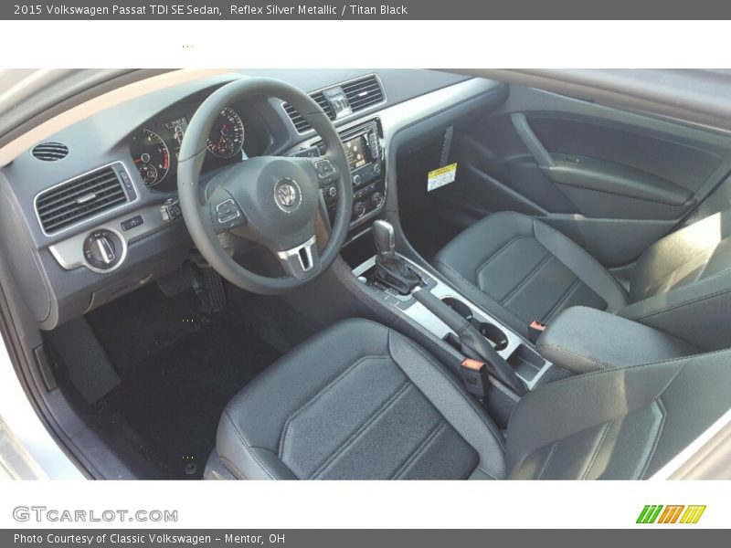 Reflex Silver Metallic / Titan Black 2015 Volkswagen Passat TDI SE Sedan