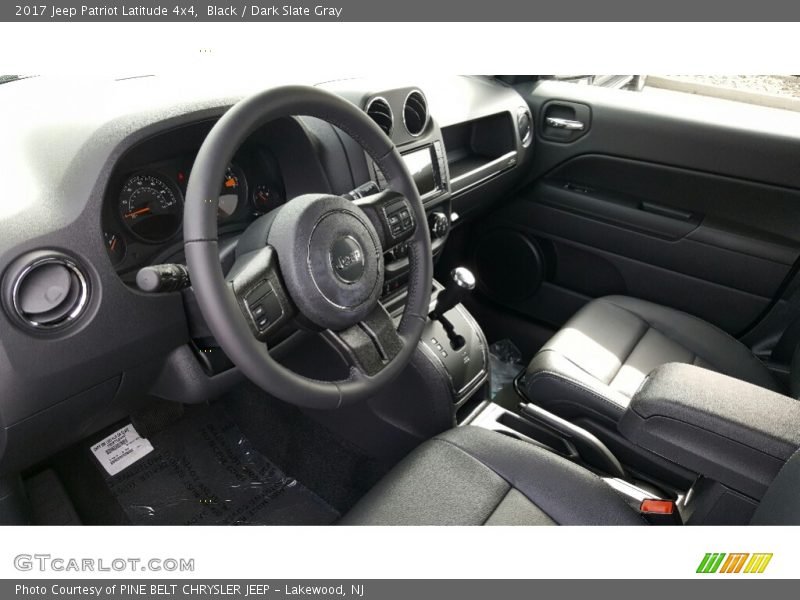 Black / Dark Slate Gray 2017 Jeep Patriot Latitude 4x4