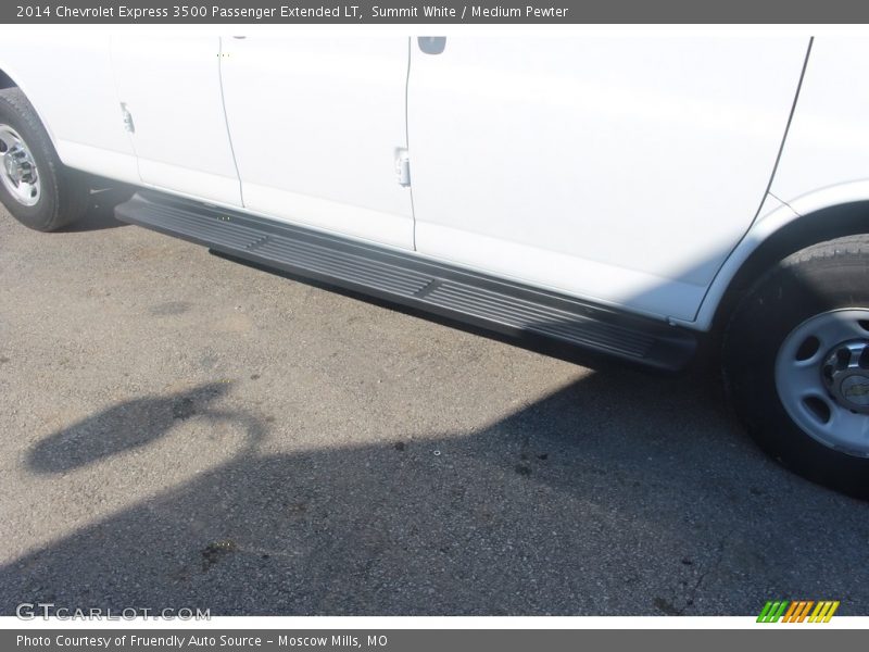 Summit White / Medium Pewter 2014 Chevrolet Express 3500 Passenger Extended LT