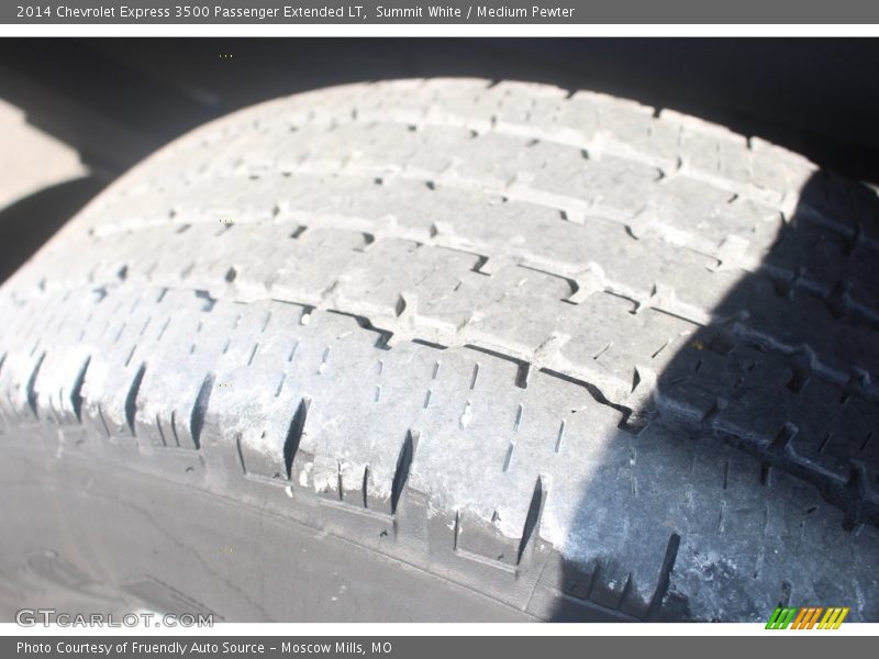 Summit White / Medium Pewter 2014 Chevrolet Express 3500 Passenger Extended LT