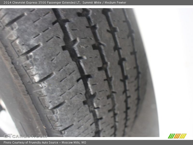 Summit White / Medium Pewter 2014 Chevrolet Express 3500 Passenger Extended LT