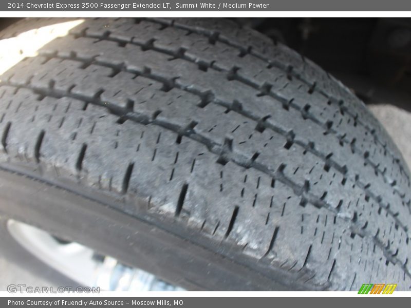 Summit White / Medium Pewter 2014 Chevrolet Express 3500 Passenger Extended LT