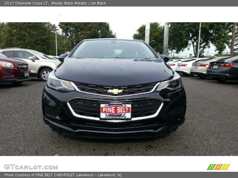 Mosaic Black Metallic / Jet Black 2017 Chevrolet Cruze LT