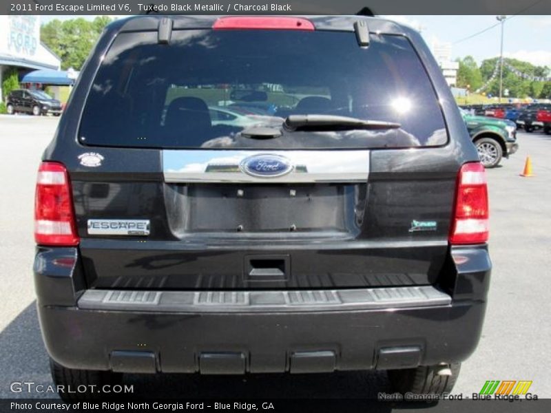 Tuxedo Black Metallic / Charcoal Black 2011 Ford Escape Limited V6