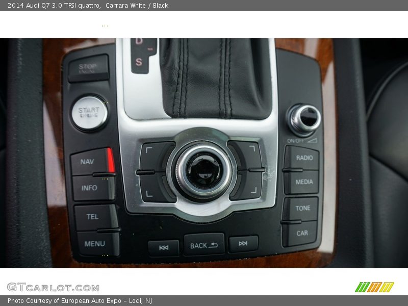 Carrara White / Black 2014 Audi Q7 3.0 TFSI quattro