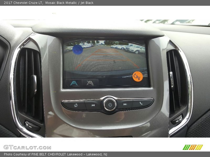 Mosaic Black Metallic / Jet Black 2017 Chevrolet Cruze LT