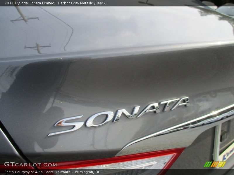 Harbor Gray Metallic / Black 2011 Hyundai Sonata Limited