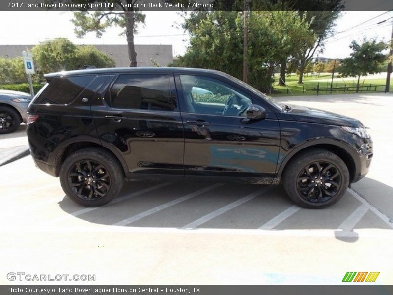 Santorini Black Metallic / Almond 2017 Land Rover Discovery Sport HSE