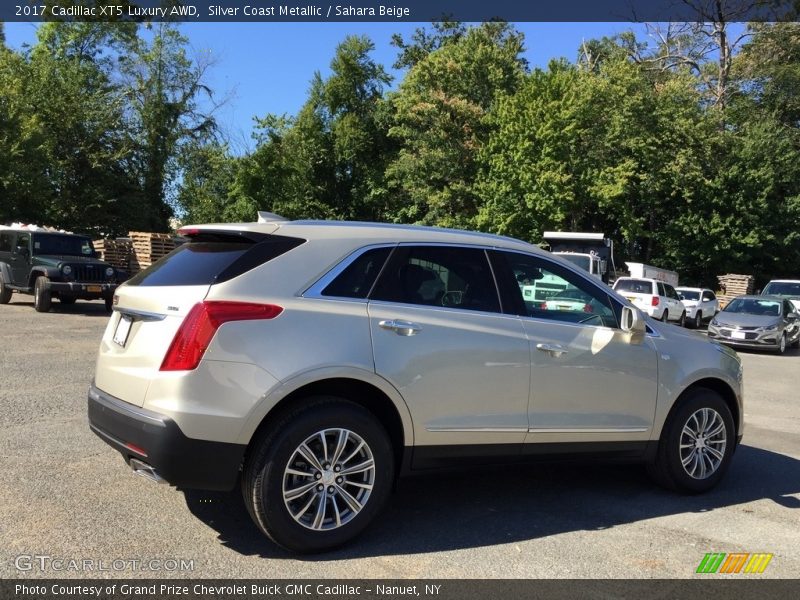 Silver Coast Metallic / Sahara Beige 2017 Cadillac XT5 Luxury AWD