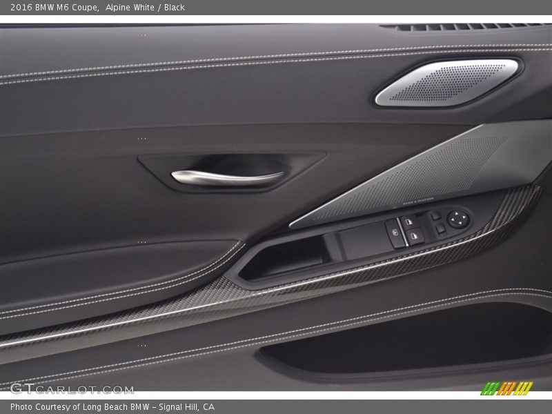 Door Panel of 2016 M6 Coupe