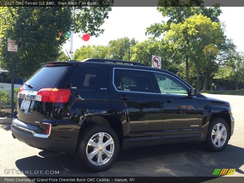 Onyx Black / Jet Black 2017 GMC Terrain SLE AWD