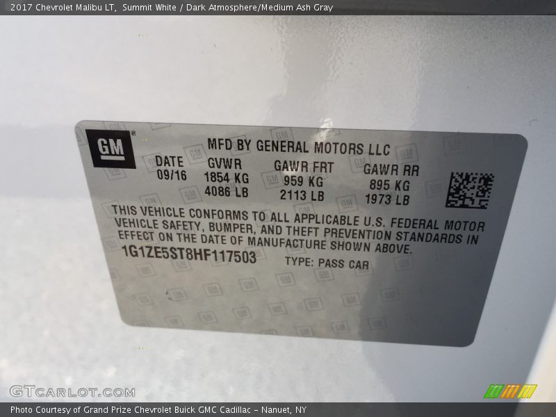 Summit White / Dark Atmosphere/Medium Ash Gray 2017 Chevrolet Malibu LT